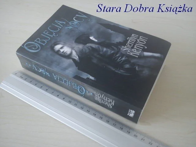 Obniżka ceny OBJĘCIA NOCY - Sherrilyn Kenyon