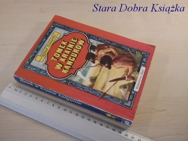 Bestseller TOMEK W KRAINIE KANGURÓW - Alfred Szklarski