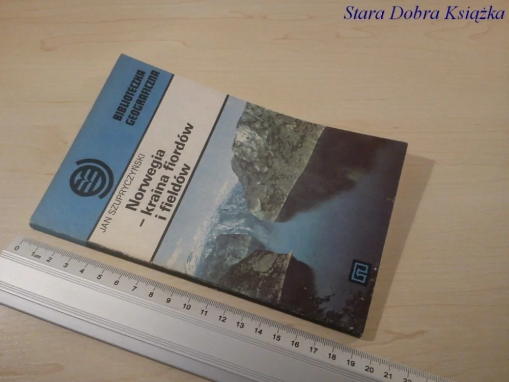 Dodaj do koszyka NORWEGIA - KRAINA FIORDÓW I FIELDÓW Szupryczyński