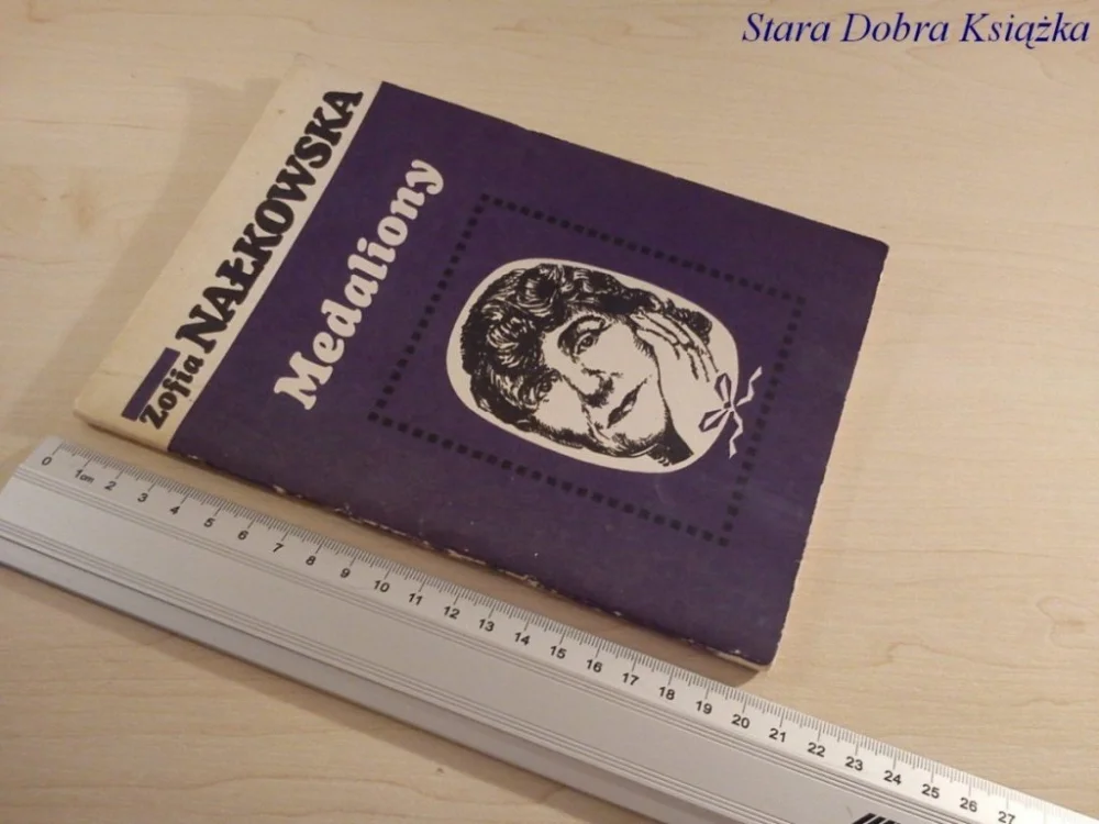 Darmowy zwrot MEDALIONY - Zofia Nałkowska