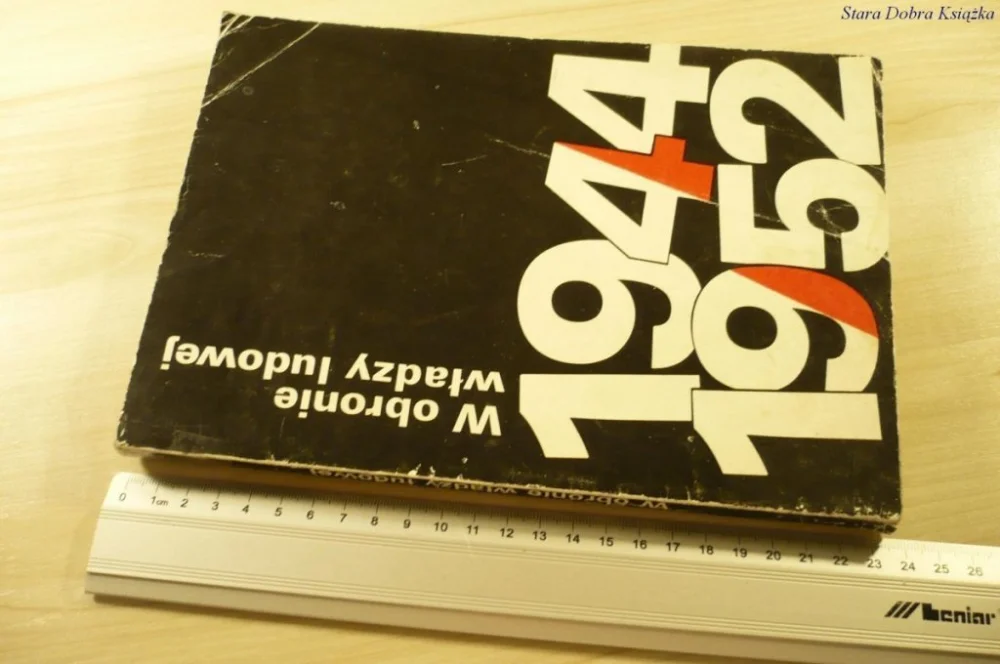 Dostępne od ręki W OBRONIE WŁADZY LUDOWEJ - T. Walichnowski (1985)