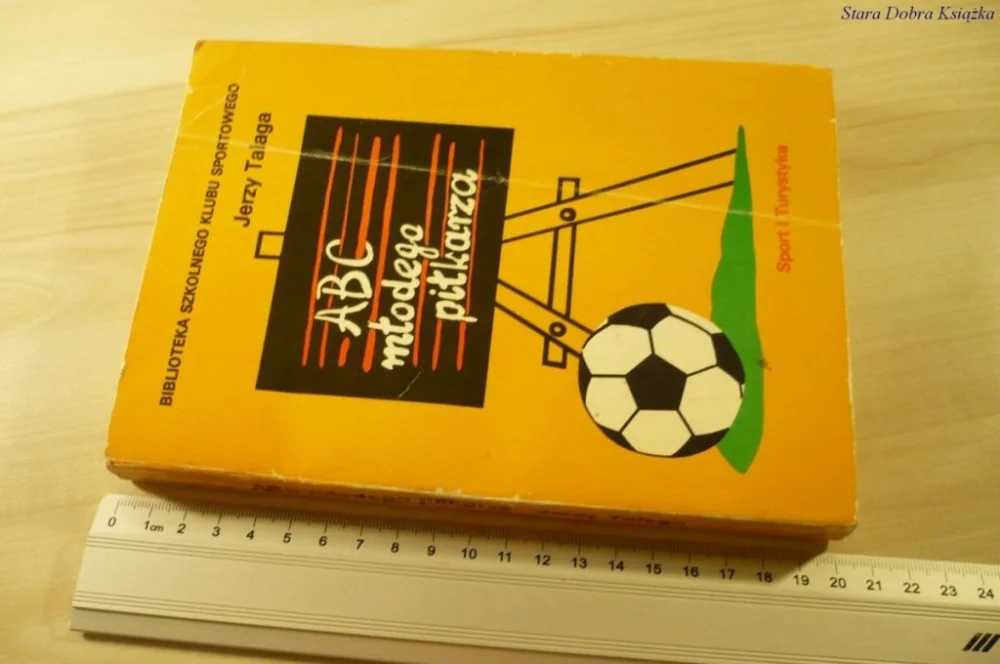 Bestseller ABC MŁODEGO PIŁKARZA - Jerzy Talaga (1980)