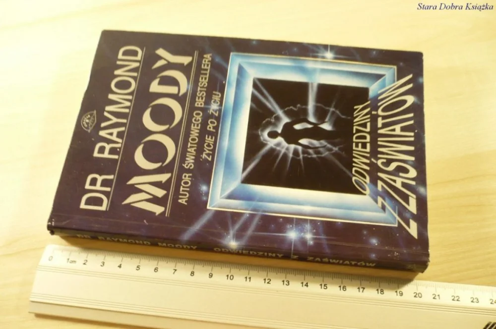 Obniżka ceny ODWIEDZINY Z ZAŚWIATÓW - Dr Raymond Moody (1994)