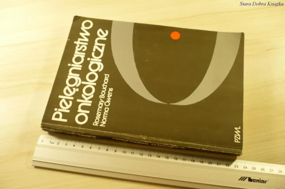 Dostępne od ręki PIELĘGNIARSTWO ONKOLOGICZNE - Bouchard (1982)