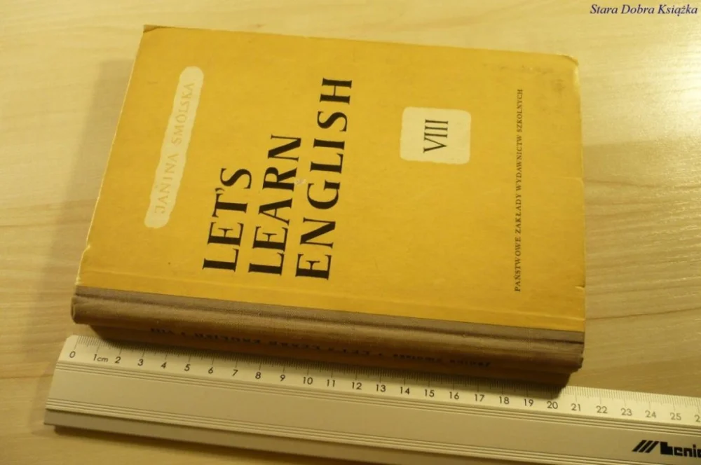 Najlepsza cena LET'S LEARN ENGLISH VIII - Janina Smólska (1963)