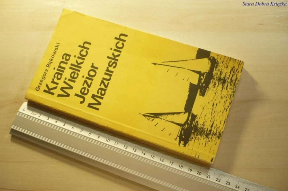 Bestseller KRAINA WIELKICH JEZIOR MAZURSKICH - Rąkowski 1988