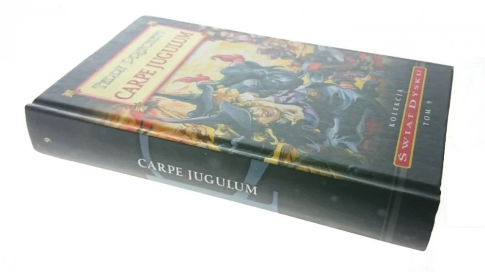 ŚWIAT DYSKU TOM 9 CARPE JUGULUM - Terry Pratchett Popularny